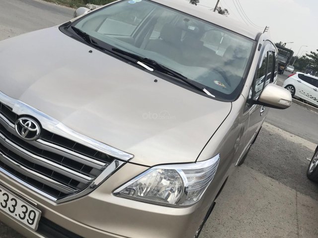 Bán xe Toyota Innova E đời 20150