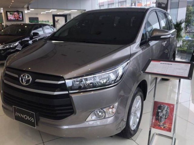 Toyota Bắc Ninh cần bán Toyota Innova sản xuất 2020, giá tốt, giao xe nhanh0