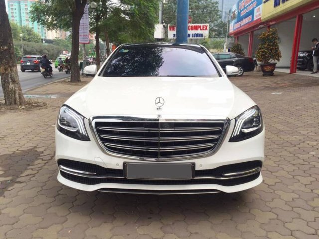 Cần bán xe Mercedes S450L đời 2019, màu trắng