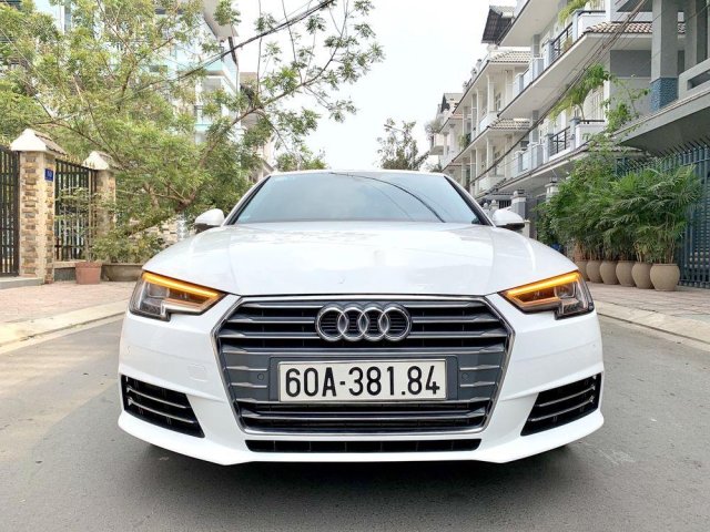 Cần bán xe Audi A4 đời 2017, màu trắng, nhập khẩu nguyên chiếc0