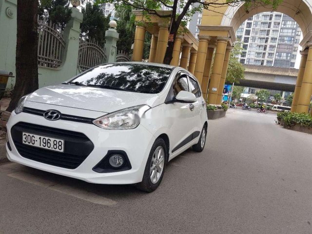 Bán xe Hyundai Grand i10 2016, màu trắng, nhập khẩu 0