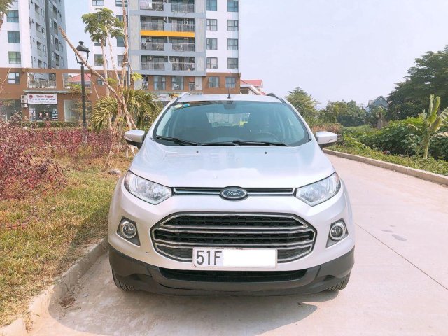 Cần bán xe Ford EcoSport Titanium sản xuất 2017, màu bạc xe gia đình, giá 495tr