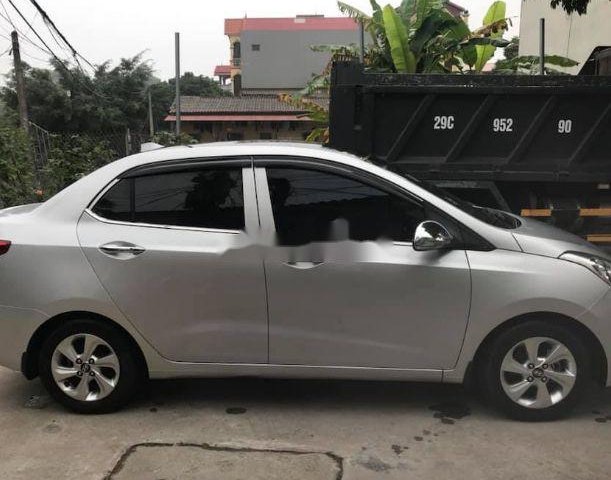 Bán ô tô Hyundai Grand i10 1.2MT 2017, màu bạc giá cạnh tranh0