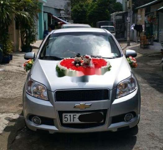 Bán Chevrolet Aveo đời 2017, màu bạc, chính chủ, 310tr0