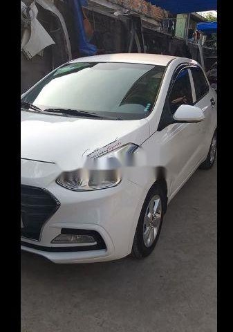 Bán ô tô Hyundai Grand i10 2019, màu trắng, giá 380tr