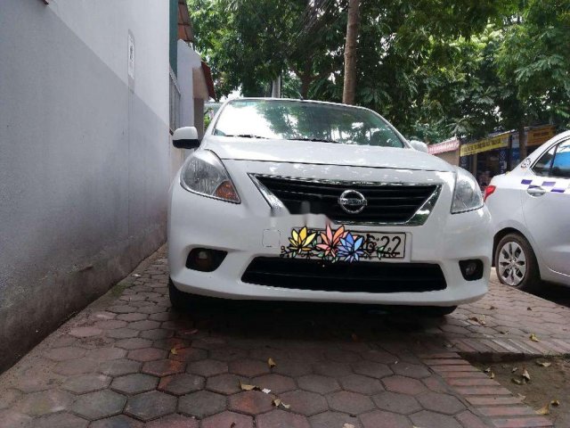 Xe cũ Nissan Sunny MT đời 2014, màu trắng
