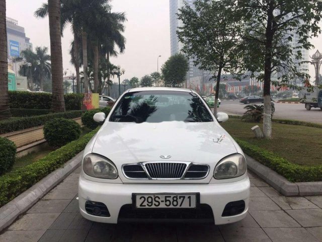 Cần bán Daewoo Lanos MT sản xuất năm 2003, màu trắng0