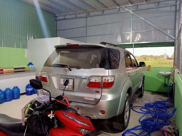 Cần bán xe cũ Toyota Fortuner đời 2011, giá 500 triệu0