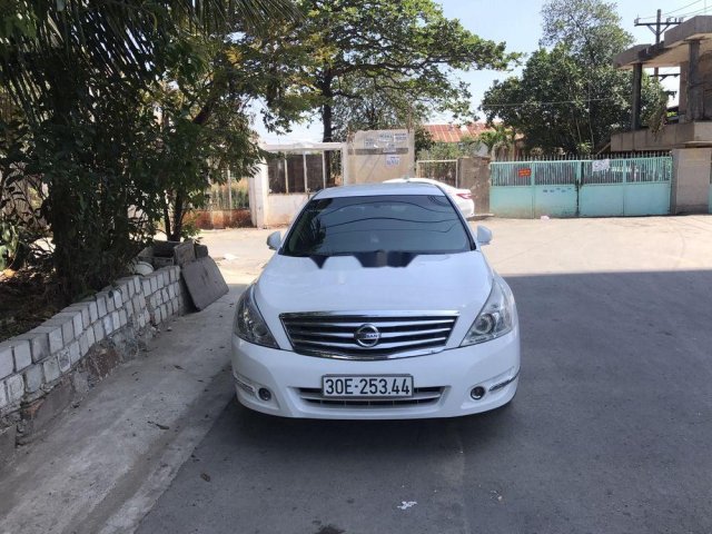 Cần bán gấp Nissan Teana 2010, màu trắng, xe nhập  0