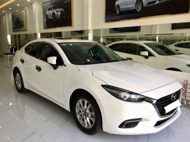 Bán xe Mazda 3 FL sản xuất năm 2017, màu trắng như mới0