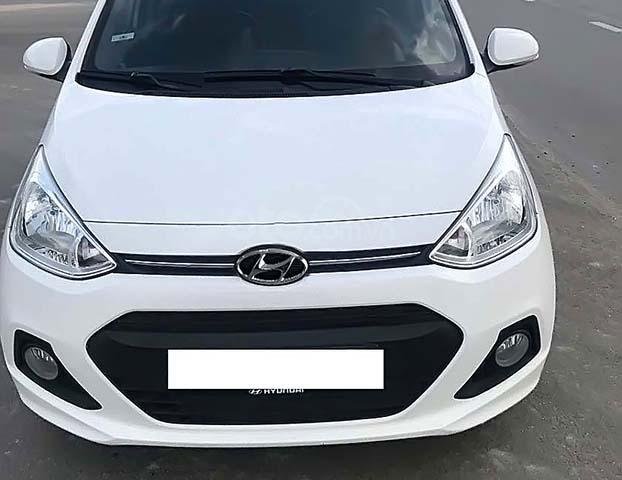 Bán Hyundai Grand i10 2015, màu trắng, nhập khẩu nguyên chiếc, 328 triệu