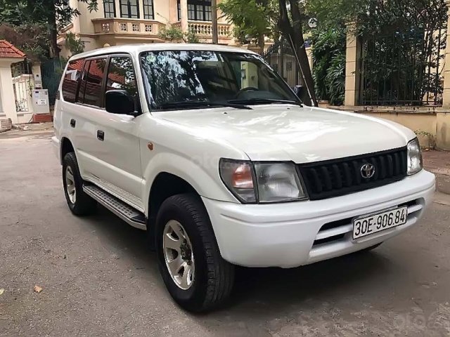 Cần bán gấp Toyota Prado 1997, màu trắng, xe nhập chính chủ