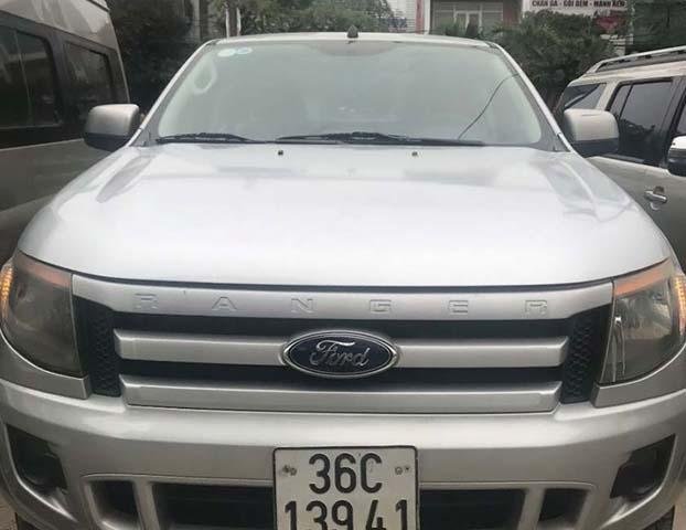 Xe Ford Ranger năm 2013, màu bạc, xe nhập, 385 triệu