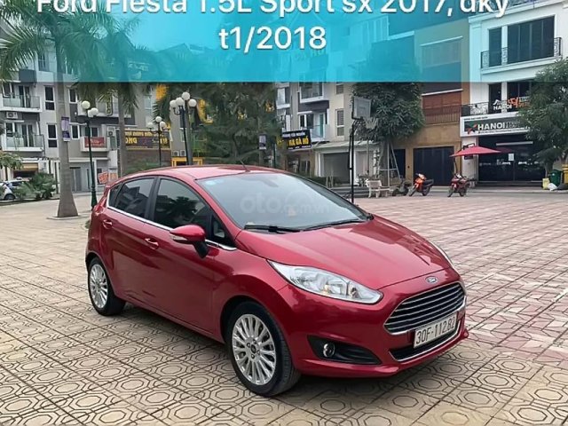 Cần bán lại xe Ford Fiesta đời 2017, màu đỏ0