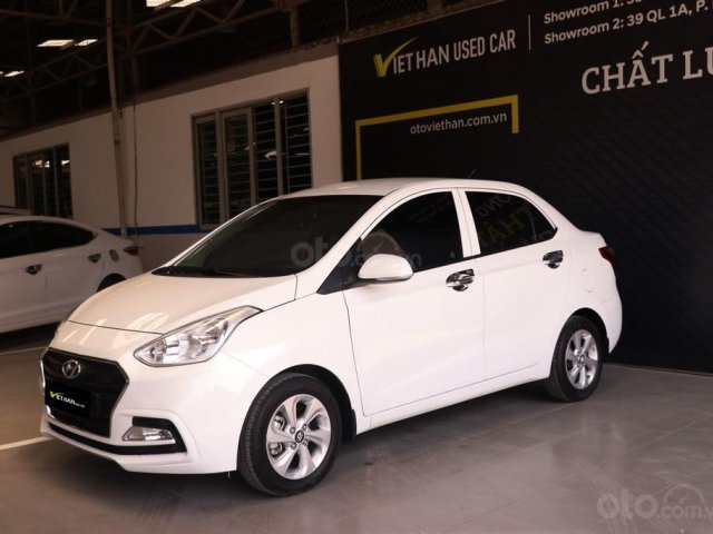 Cần bán xe Hyundai Grand i10 1.2 AT đời 2019, màu trắng, giá 408tr0