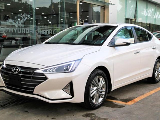 Bán nhanh đón tết chiếc xe Hyundai Elantra 1.6 MT, sản xuất 2019, giá cạnh tranh, giao nhanh tận nhà0
