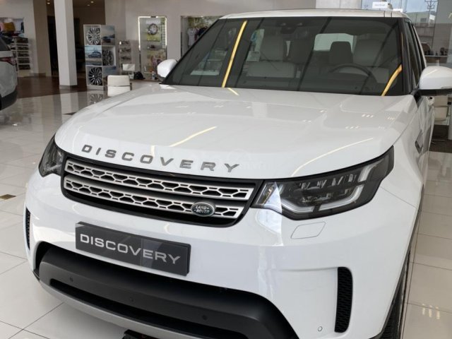 0932222253 Hỗ trợ trước bạ giá xe LandRover Discovery HSE 2019 - 2020 màu trắng, đen, đồng, máy dầu, xe 7 chỗ0