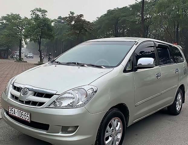 Cần bán xe Toyota Innova G 2007, màu bạc chính chủ, giá tốt0