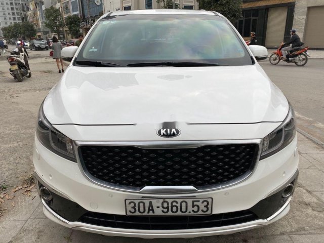 Cần bán Kia Sedona 2016 còn mới