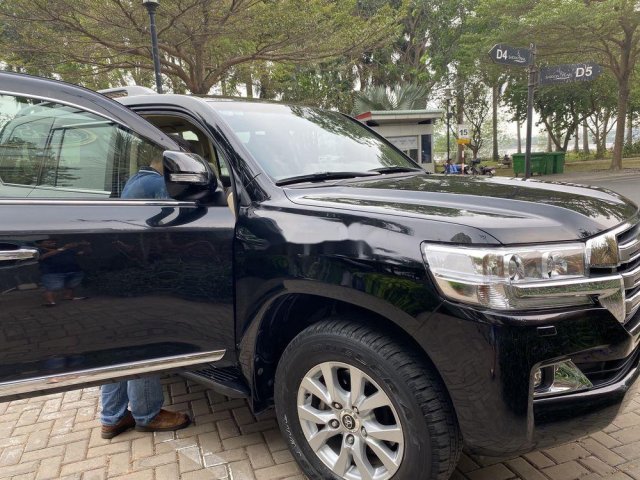 Bán Toyota Land Cruiser 2016, màu đen, nhập khẩu0