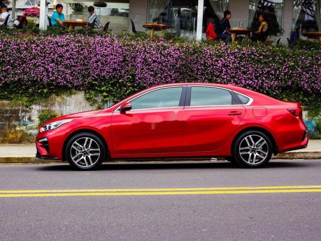 Bán Kia Cerato sản xuất 2019, màu đỏ giá cạnh tranh