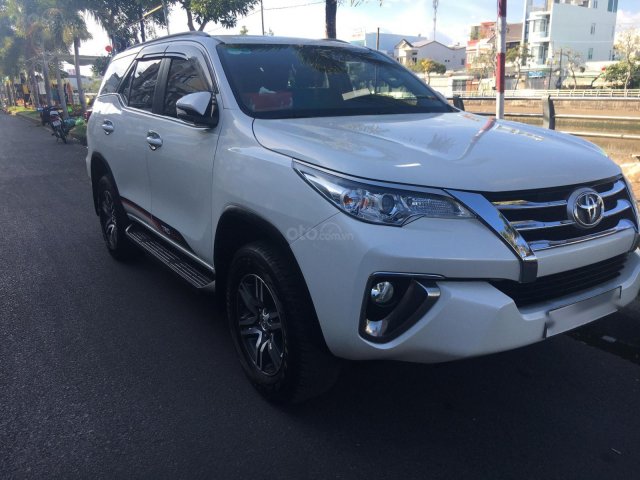 Bán xe Toyota Fortuner 2.4G sản xuất 2017, màu trắng, xe nhập0