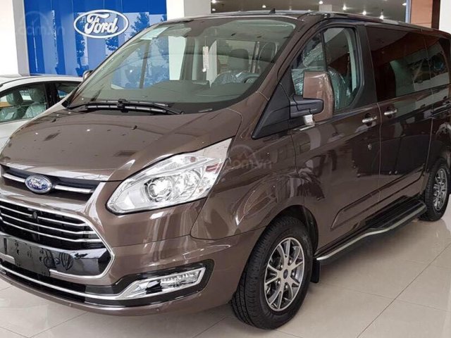 Ford Tourneo model 2020 - ngập tràn ưu đãi, tặng kèm phụ kiện