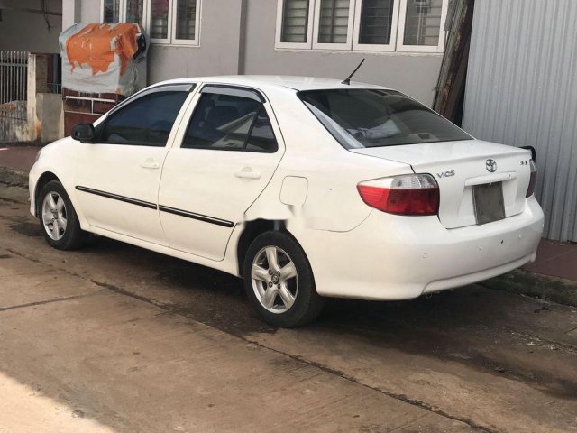 Bán Toyota Vios năm sản xuất 2005, màu trắng, giá chỉ 155 triệu0