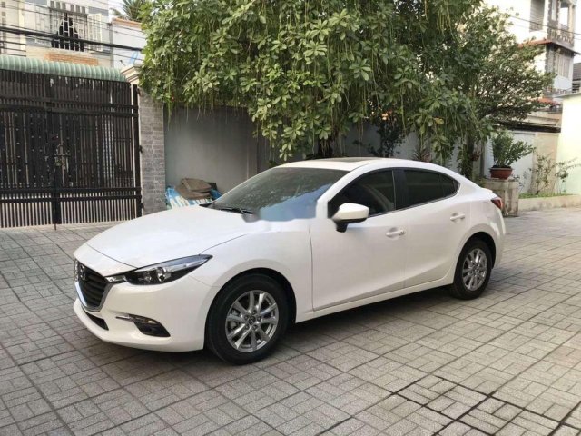 Cần bán gấp Mazda 3 sản xuất năm 2019, màu trắng, 725 triệu0