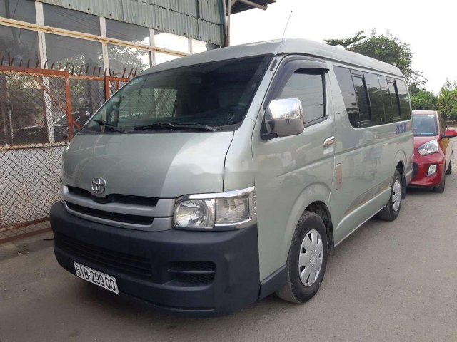 Cần bán gấp Toyota Hiace đời 2008