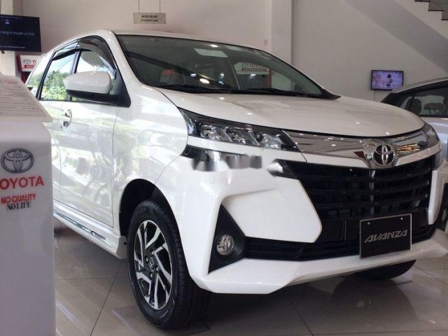 Bán ô tô Toyota Avanza 1.5 AT đời 2019, màu trắng, nhập khẩu nguyên chiếc