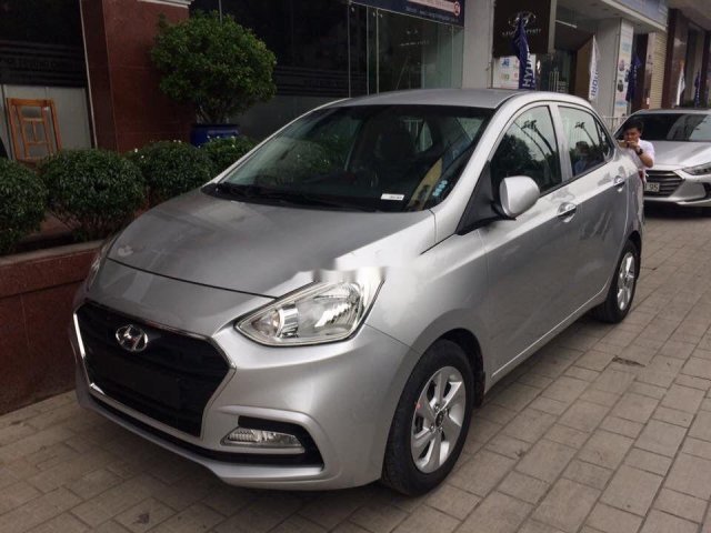 Cần bán xe Hyundai Grand i10 sản xuất năm 2019, màu bạc, nhập khẩu