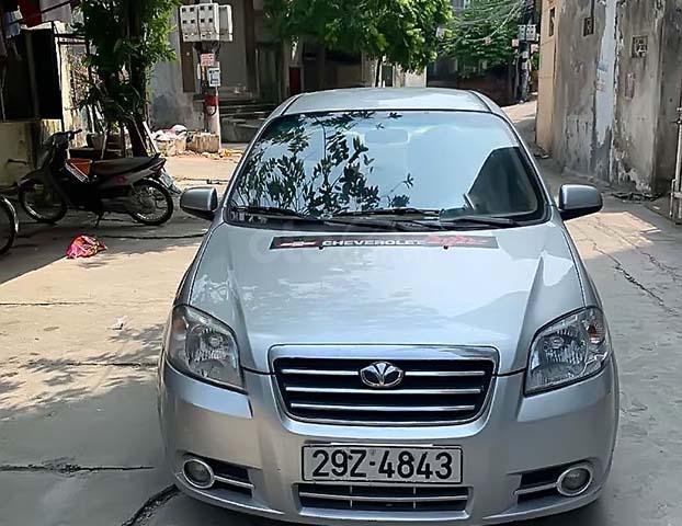 Cần bán gấp Daewoo Gentra SX 1.5 MT năm sản xuất 2007, màu bạc0