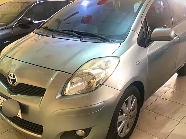 Cần bán lại xe Toyota Yaris 1.3 sản xuất năm 2009, màu bạc, nhập khẩu Nhật Bản 