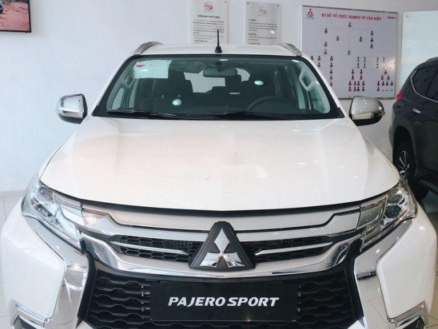 Bán Mitsubishi Pajero Sport sản xuất 2019, màu trắng, nhập khẩu 0