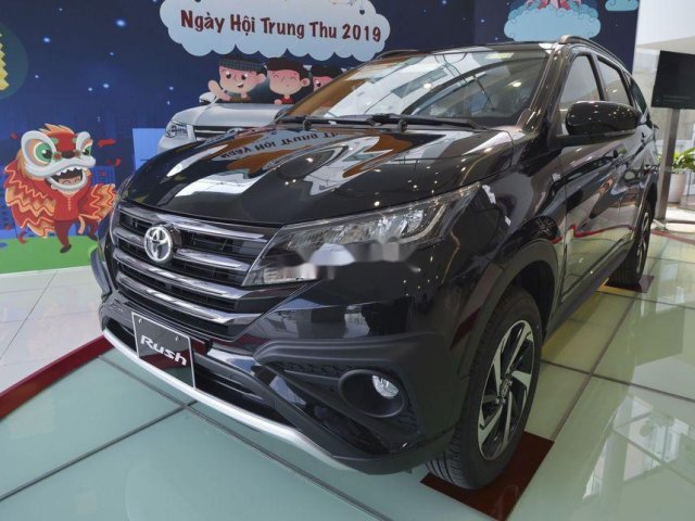 Cần bán xe Toyota Rush sản xuất 2019, màu đen, nhập khẩu nguyên chiếc, giá tốt