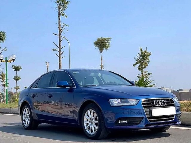 Cần bán Audi A4 1.8 TFSI đời 2013, màu xanh lam, nhập khẩu, số tự động 