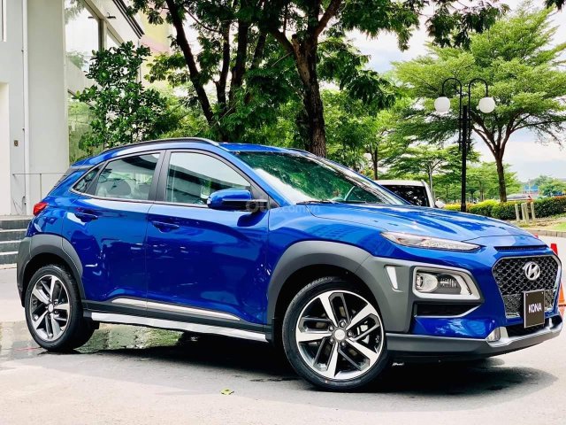 Hyundai Tây Đô - Bán xe chính hãng: Hyundai Kona 1.6 Turbo 2020, màu xanh lam0