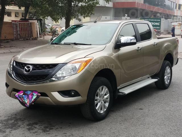 Ô Tô Thủ Đô bán xe Mazda BT50 2.2AT SX 2015, màu ghi vàng, 435 triệu