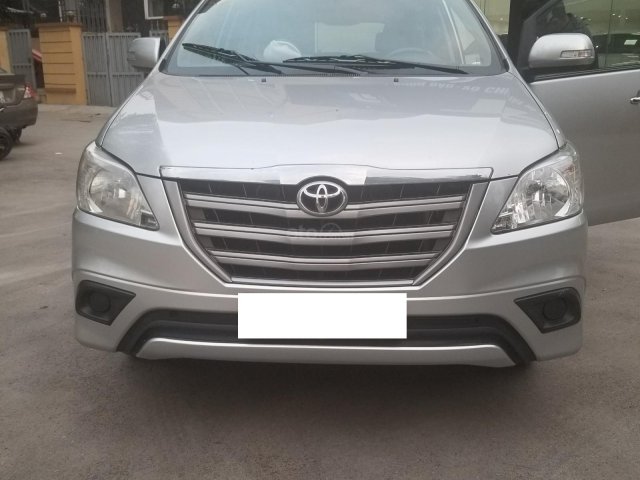 Bán xe Toyota Innova sản xuất 2015, màu bạc - LH 0977299882 - 07980366660