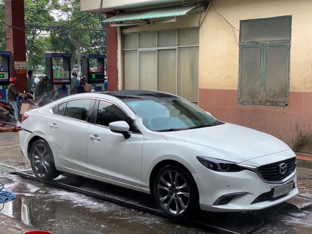 Bán Mazda 6 đời 2017, màu trắng, giá 740tr