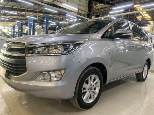 Cần bán Toyota Innova 2017 ít sử dụng, giá 678tr