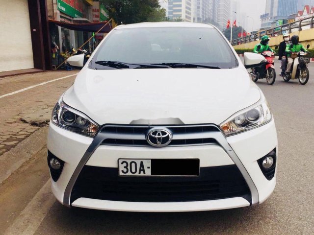 Bán Toyota Yaris 2016, màu trắng, xe nhập, giá 565tr0