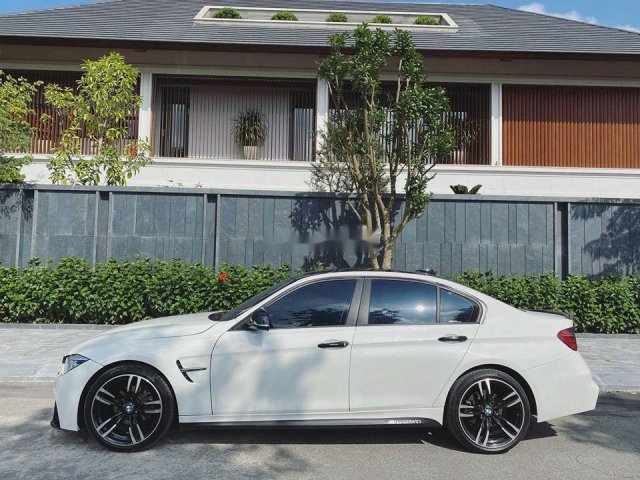 Cần bán BMW 3 Series 320i Đ sản xuất 2013, màu trắng, xe nhập