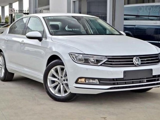 Bán xe Volkswagen Passat BlueMotion High đời 2019, màu trắng, nhập khẩu nguyên chiếc0