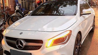 Bán Mercedes CLA 200 đời 2015, màu trắng, nhập khẩu0