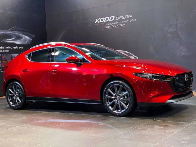 Bán ô tô Mazda 3 năm sản xuất 2019, màu đỏ giá cạnh tranh0
