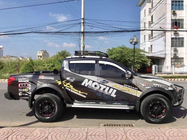 Bán Mitsubishi Triton năm sản xuất 2014, máy xăng