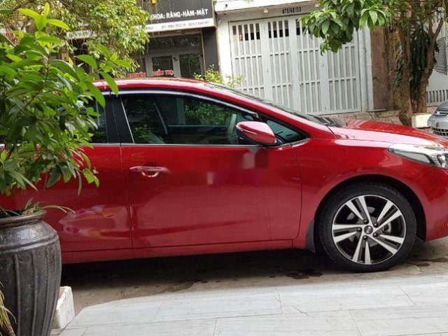 Cần bán xe Kia Cerato 2.0 sản xuất năm 2018, màu đỏ