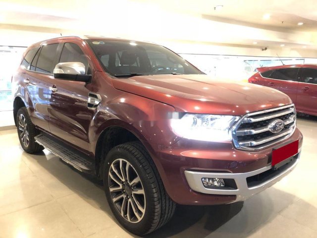 Cần bán xe Ford Everest năm 2018, màu đỏ, xe nhập